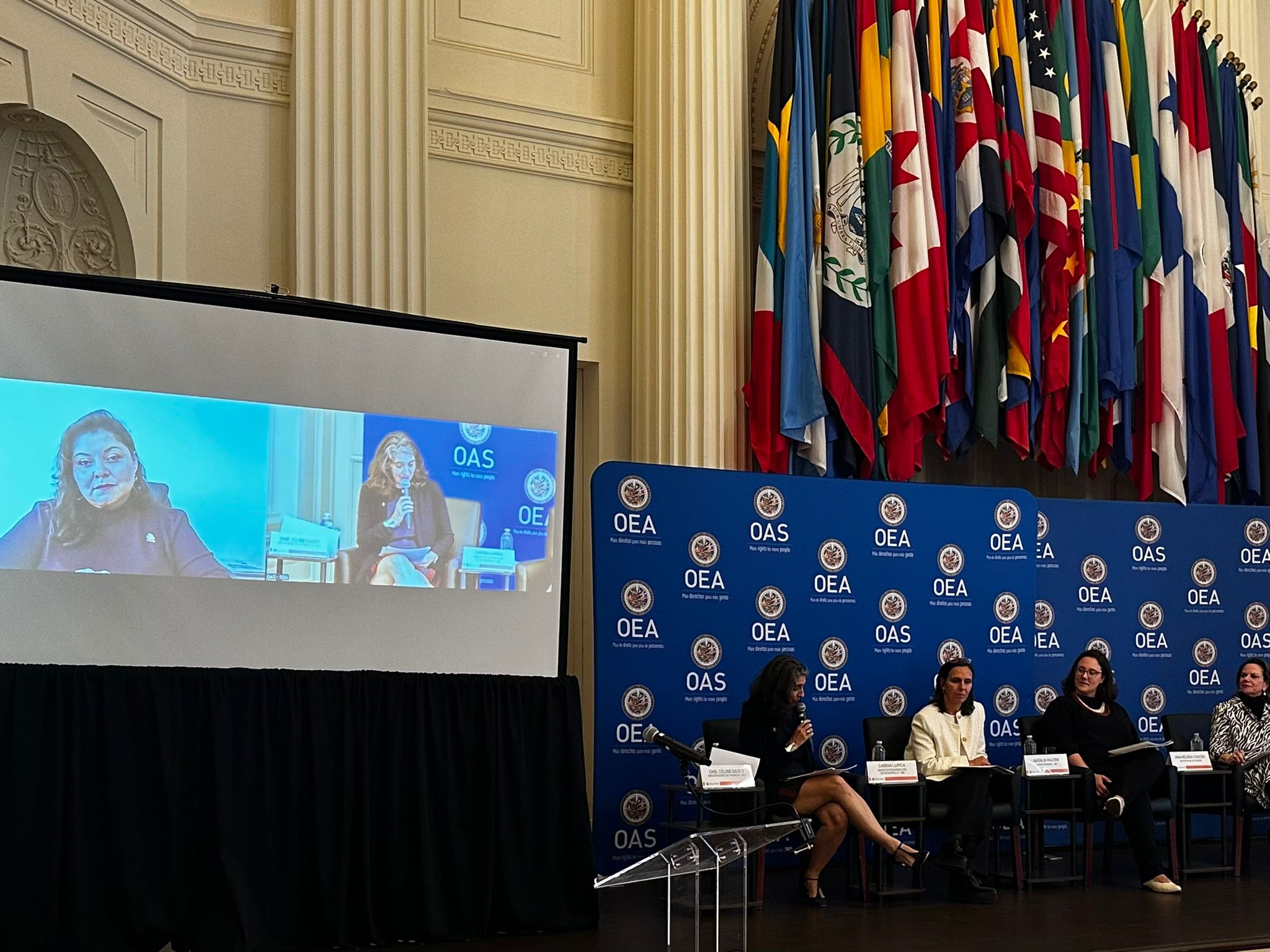 Ministra Cindy Quesada participa en panel sobre empoderamiento económico de las mujeres y corresponsabilidad en los cuidados